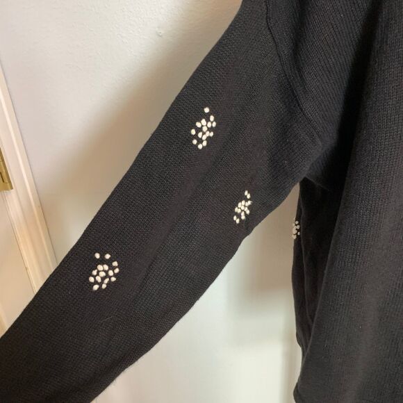 The Quacker Factory Women's 1X Button Up Cardigan Black w/ Butterflies - Picture 10 of 13